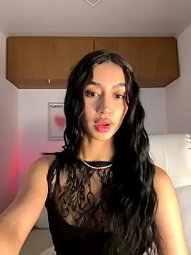 Snapshot of maddy_bronw_ chatting on October 2025 10:56:01 PM maddy bronw online show from October 2025 10:56:01 PM