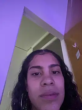 Snapshot of NINA_18_YEARS chatting on February 2025 09:41:02 PM NINA 18 YEARS online show from February 2025 09:41:02 PM