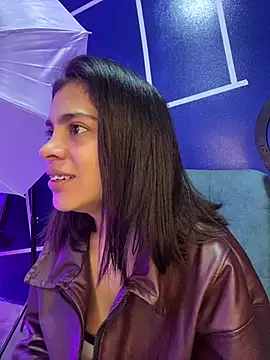 NINA 18 YEARS online show from February 2026 08:58:01 PM