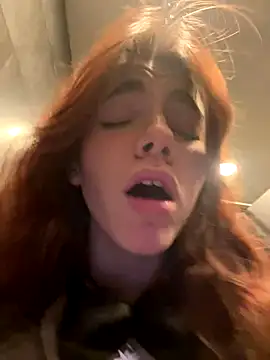 Lily  Belle online show from December 2024 07:27:02 PM