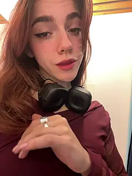 Lily  Belle online show from December 2024 01:17:01 PM