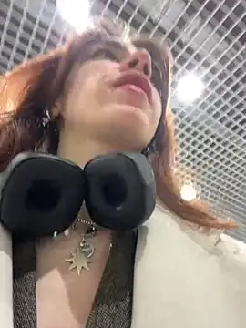 Lily  Belle online show from January 2025 01:29:01 PM