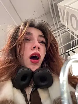 Lily  Belle online show from March 2025 01:14:02 PM