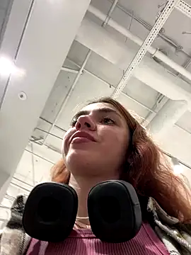 Lily  Belle online show from September 2025 12:16:01 PM