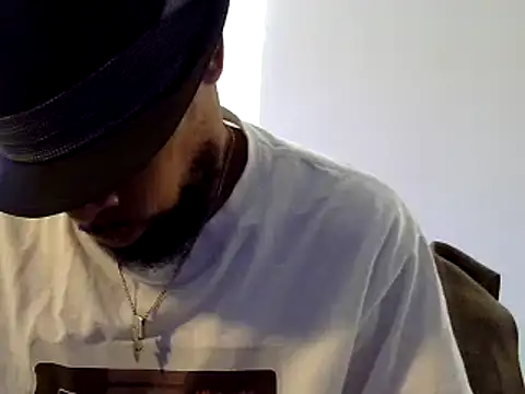 Snapshot of WhiskeyWood_DuhGOD chatting on December 2024 08:36:01 PM WhiskeyWood DuhGOD online show from December 2024 08:36:01 PM