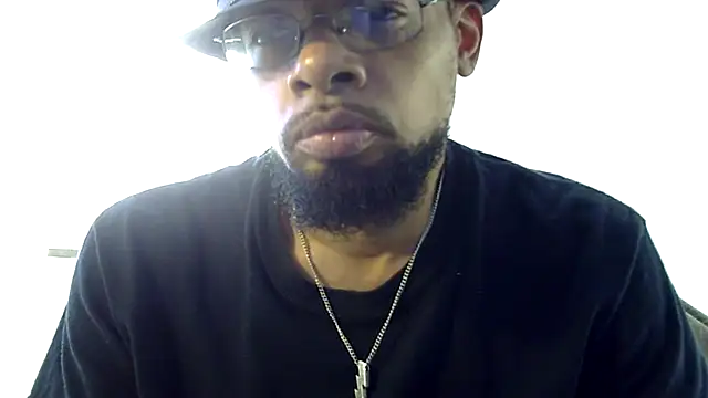 Snapshot of WhiskeyWood_DuhGOD chatting on January 2025 08:39:01 PM WhiskeyWood DuhGOD online show from January 2025 08:39:01 PM
