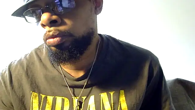 Snapshot of WhiskeyWood_DuhGOD chatting on January 2025 08:33:01 PM WhiskeyWood DuhGOD online show from January 2025 08:33:01 PM
