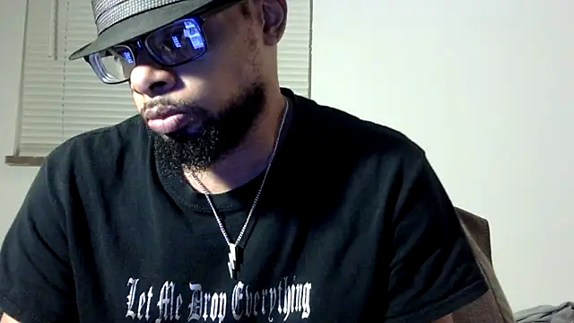 WhiskeyWood DuhGOD online show from November 2025 02:13:02 AM