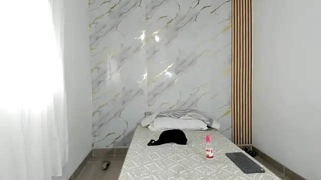 Snapshot of coralcarter1 chatting on January 2026 05:48:02 PM coralcarter1 online show from January 2026 05:48:02 PM