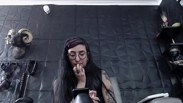 Agata Darkness online show from April 2026 05:40:01 PM