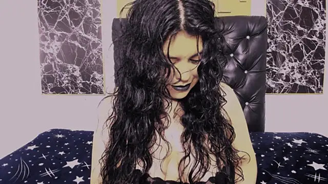 scarlett w0lf online show from March 2026 03:06:01 PM