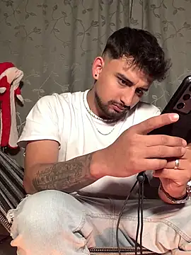 Aaron hot2 online show from December 2024 03:29:01 AM