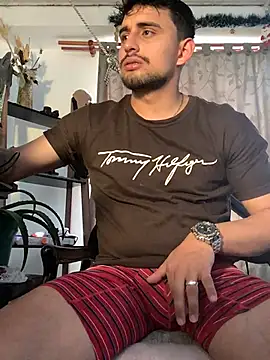 Aaron hot2 online show from December 2024 09:42:02 PM