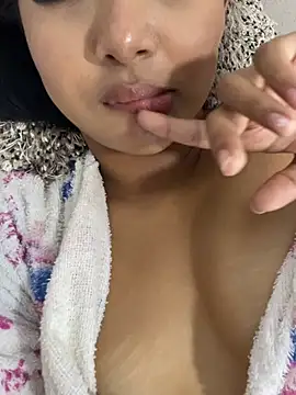 SOPHIACANDY19  online show from July 2026 10:22:01 PM