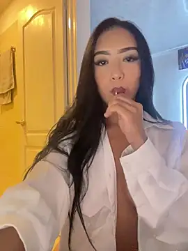 SOPHIACANDY19  online show from July 2026 12:28:01 AM