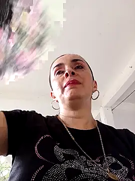 Samantha Sullivan  online show from September 2025 10:15:01 PM