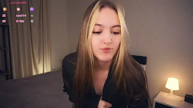 Snapshot of CathrynGeer chatting on January 2025 07:07:02 PM CathrynGeer online show from January 2025 07:07:02 PM