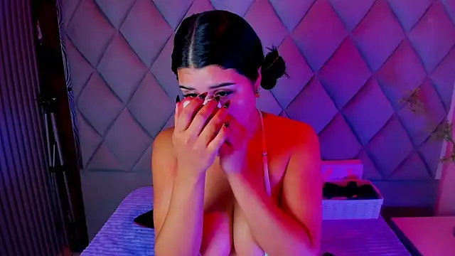 venusowen  online show from October 2025 01:01:01 PM