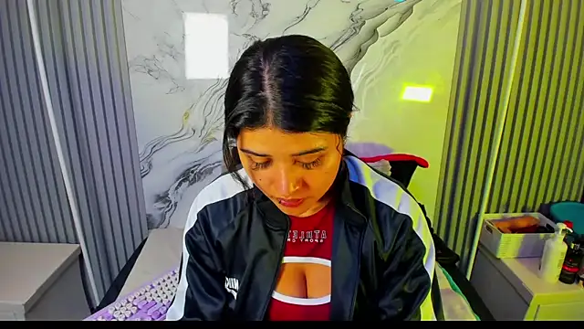 venusowen  online show from March 2026 01:26:01 PM