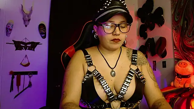 Snapshot of LilithSharon chatting on February 2026 04:55:01 PM LilithSharon online show from February 2026 04:55:01 PM