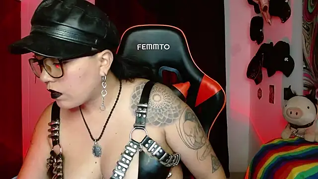 LilithSharon online show from May 2026 06:15:02 PM