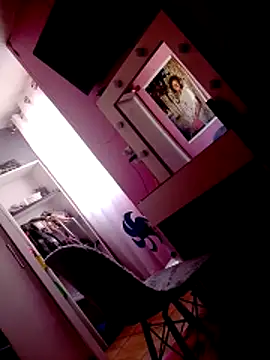 pretinhanovinha online show from February 2026 12:52:01 PM