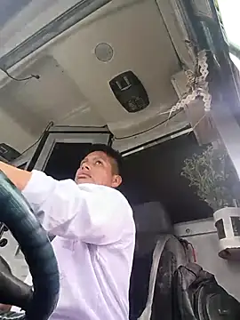 alexchir4 online show from October 2025 03:38:02 PM