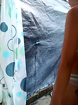 Kenia Moreno1 online show from December 2025 02:23:02 PM