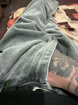 Snapshot of Big_dick_dog chatting on January 2026 01:15:02 PM Big dick dog online show from January 2026 01:15:02 PM