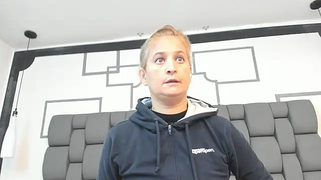 Snapshot of Jade_squirtt chatting on October 2025 01:11:01 PM Jade squirtt online show from October 2025 01:11:01 PM