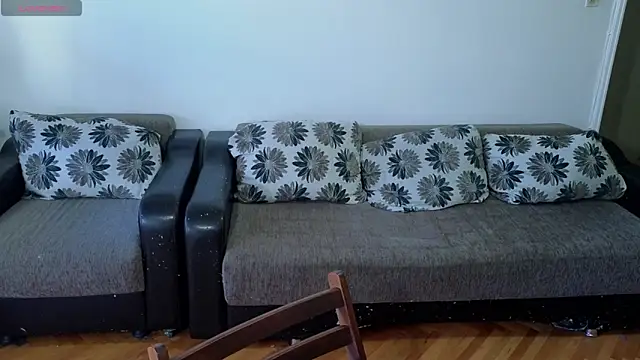 JohnnyStepBro online show from May 2026 12:23:01 PM