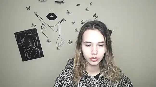  StAcY online show from March 2025 07:49:02 AM