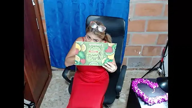 Rennatabothwell01 online show from February 2025 11:31:01 PM