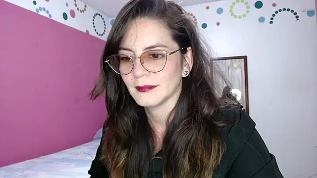 Snapshot of Hanny_24 chatting on April 2026 12:46:02 AM Hanny 24 online show from April 2026 12:46:02 AM