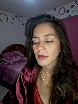 Snapshot of Hanny_24 chatting on April 2026 02:27:02 AM Hanny 24 online show from April 2026 02:27:02 AM