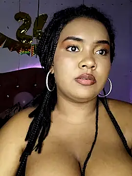 Evelyn Sandoval online show from December 2024 03:04:01 AM