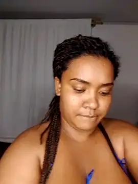 Evelyn Sandoval online show from March 2025 10:11:01 AM