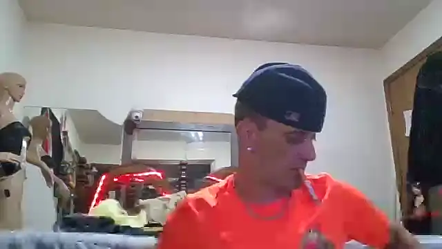 slinginbigD online show from May 2026 12:49:01 AM