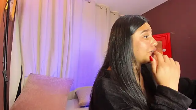 Little Ivy online show from February 2026 07:22:01 PM