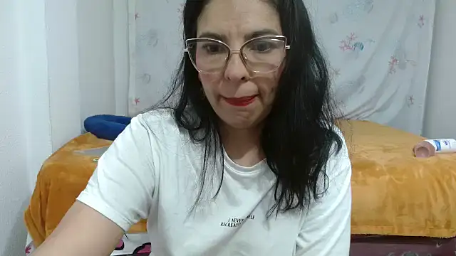 anybellucci43 online show from March 2025 03:47:01 AM