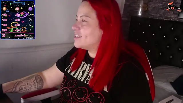 Snapshot of Bruja__Scarlata chatting on January 2025 11:06:01 AM Bruja Scarlata online show from January 2025 11:06:01 AM