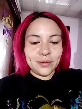 Snapshot of Bruja__Scarlata chatting on February 2025 10:17:02 AM Bruja Scarlata online show from February 2025 10:17:02 AM