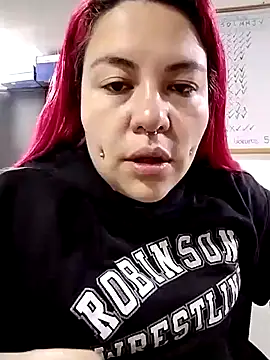 Snapshot of Bruja__Scarlata chatting on February 2025 10:37:02 AM Bruja Scarlata online show from February 2025 10:37:02 AM