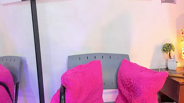 Monica lopez online show from December 2024 07:46:02 PM