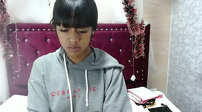 amathistalx online show from January 2025 10:29:02 AM