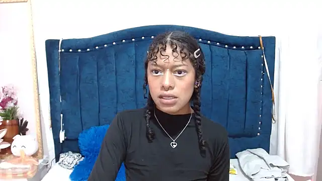 amathistalx online show from September 2025 05:47:02 PM