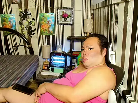Snapshot of Reginex chatting on April 2026 01:41:01 PM Reginex online show from April 2026 01:41:01 PM