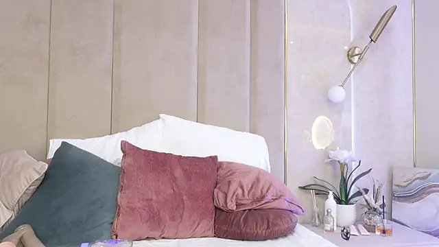 Denise Taylor online show from January 2025 06:16:02 PM