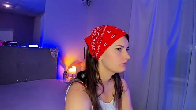 Laura Leee online show from June 2026 04:48:02 AM