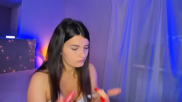 Laura Leee online show from June 2026 05:10:01 AM